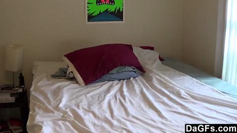 10452